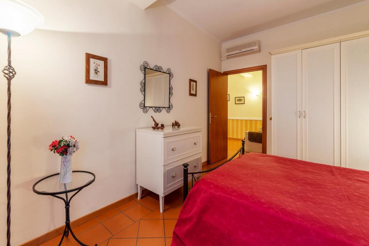 San Pietro Cozy Apartment With Terrace! Rome Bagian luar foto
