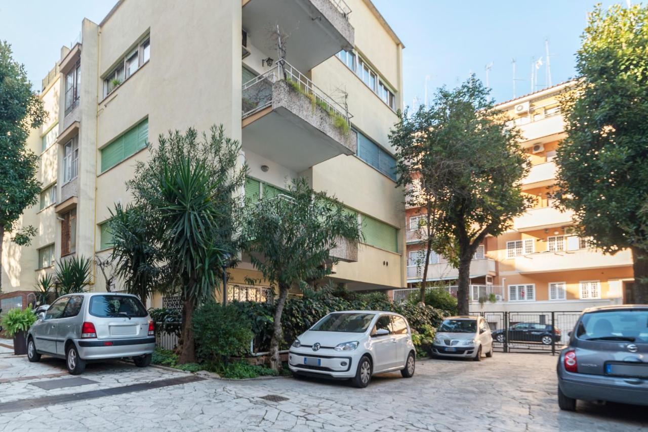San Pietro Cozy Apartment With Terrace! Rome Bagian luar foto